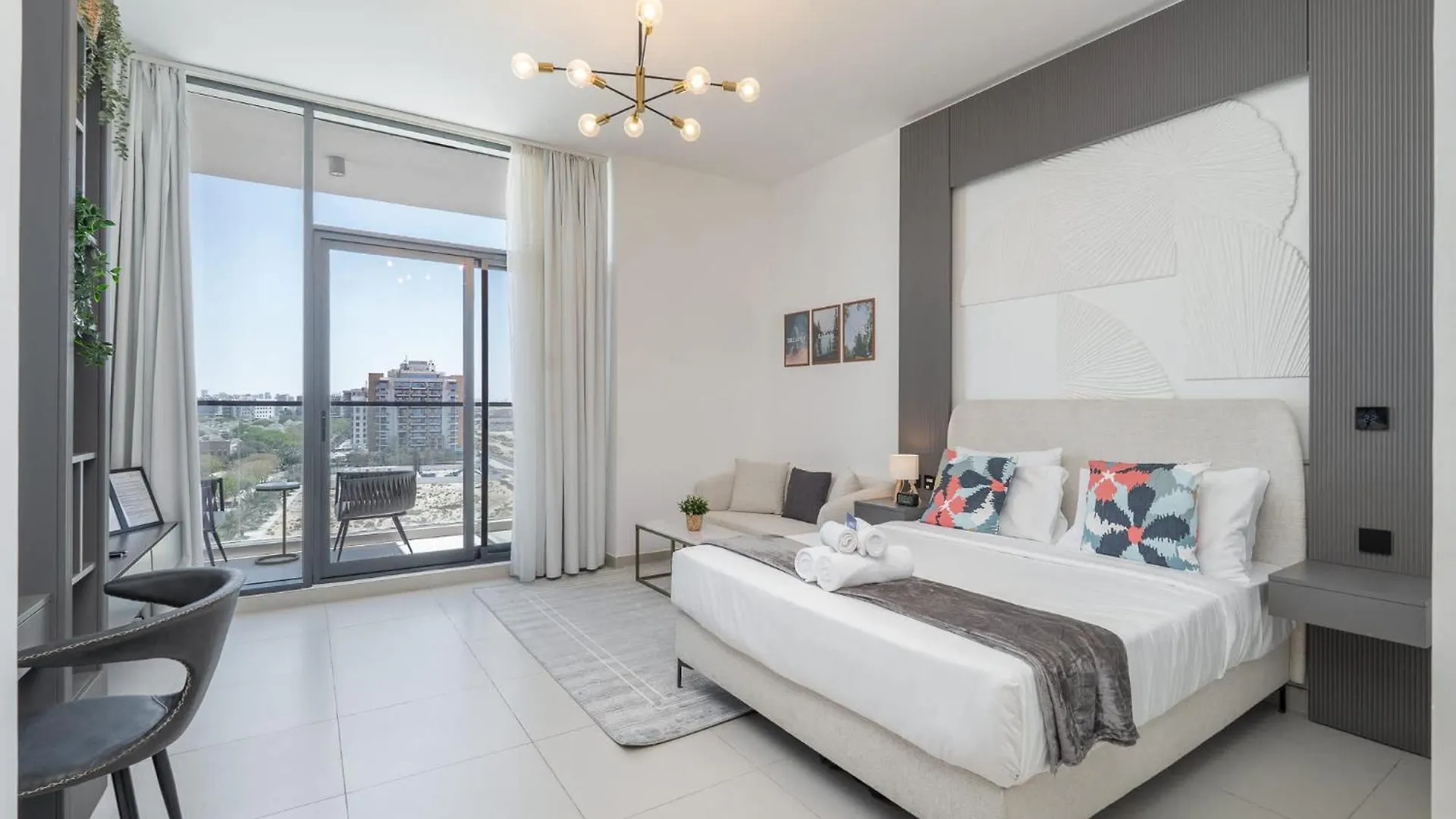 A Prime Studio That Sleeps 2 In Jebel Ali Dubai