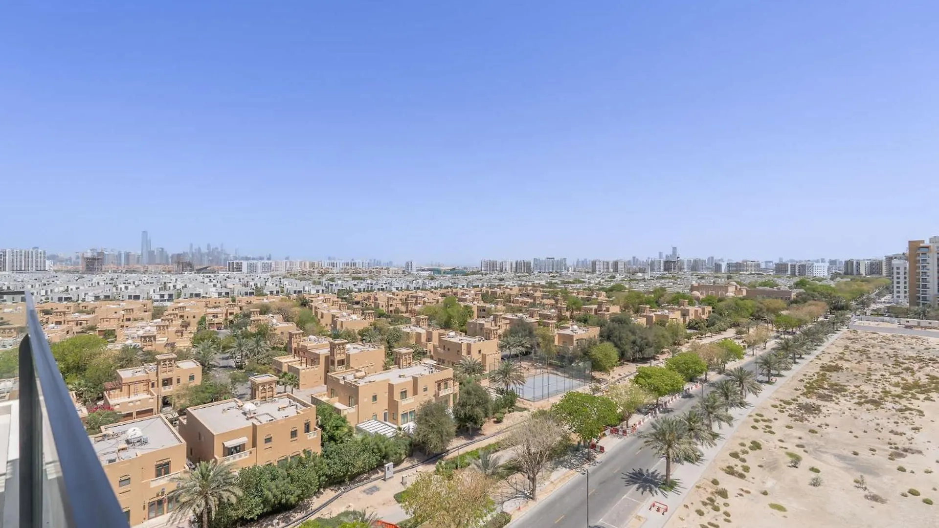 A Prime Studio That Sleeps 2 In Jebel Ali Dubai 0*,