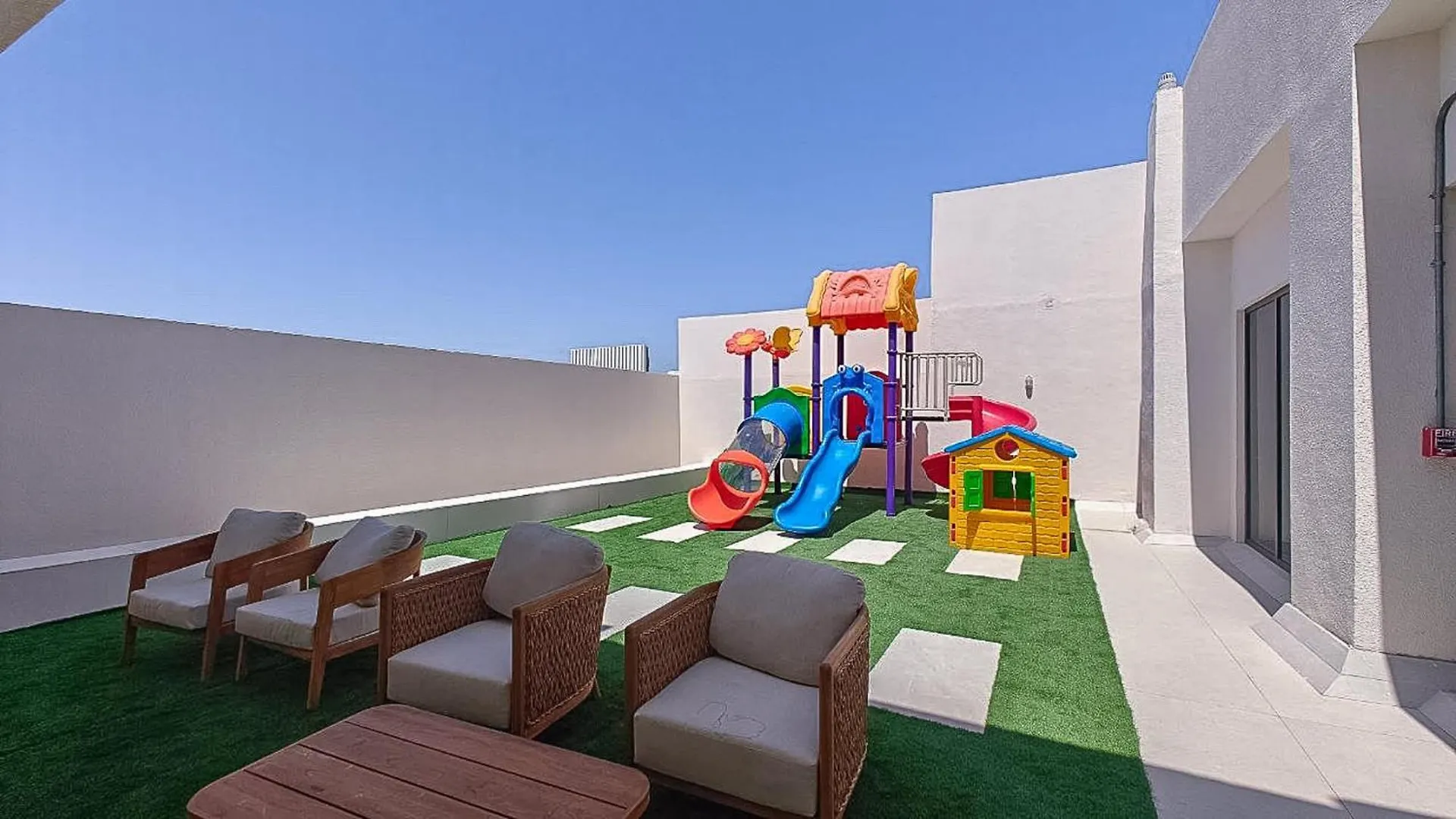 A Prime Studio That Sleeps 2 In Jebel Ali Dubai 0*,  United Arab Emirates